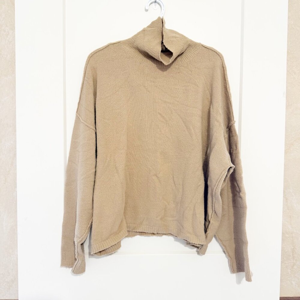 Wishlist M/L Tan Turtleneck Sweater Loose Fit Ribbed Edges Womens Knitwear